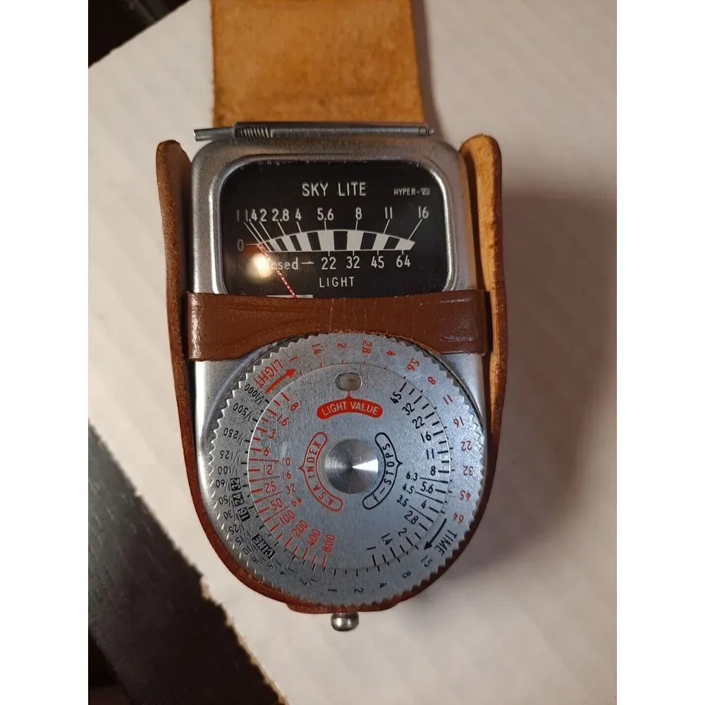 Vintage Skyline Hyper VII Light Meter Leather Case Electric Exposure‎ Untested